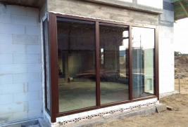 Montaż okien w domu jednorodzinnym w Gdyni Kosakowo